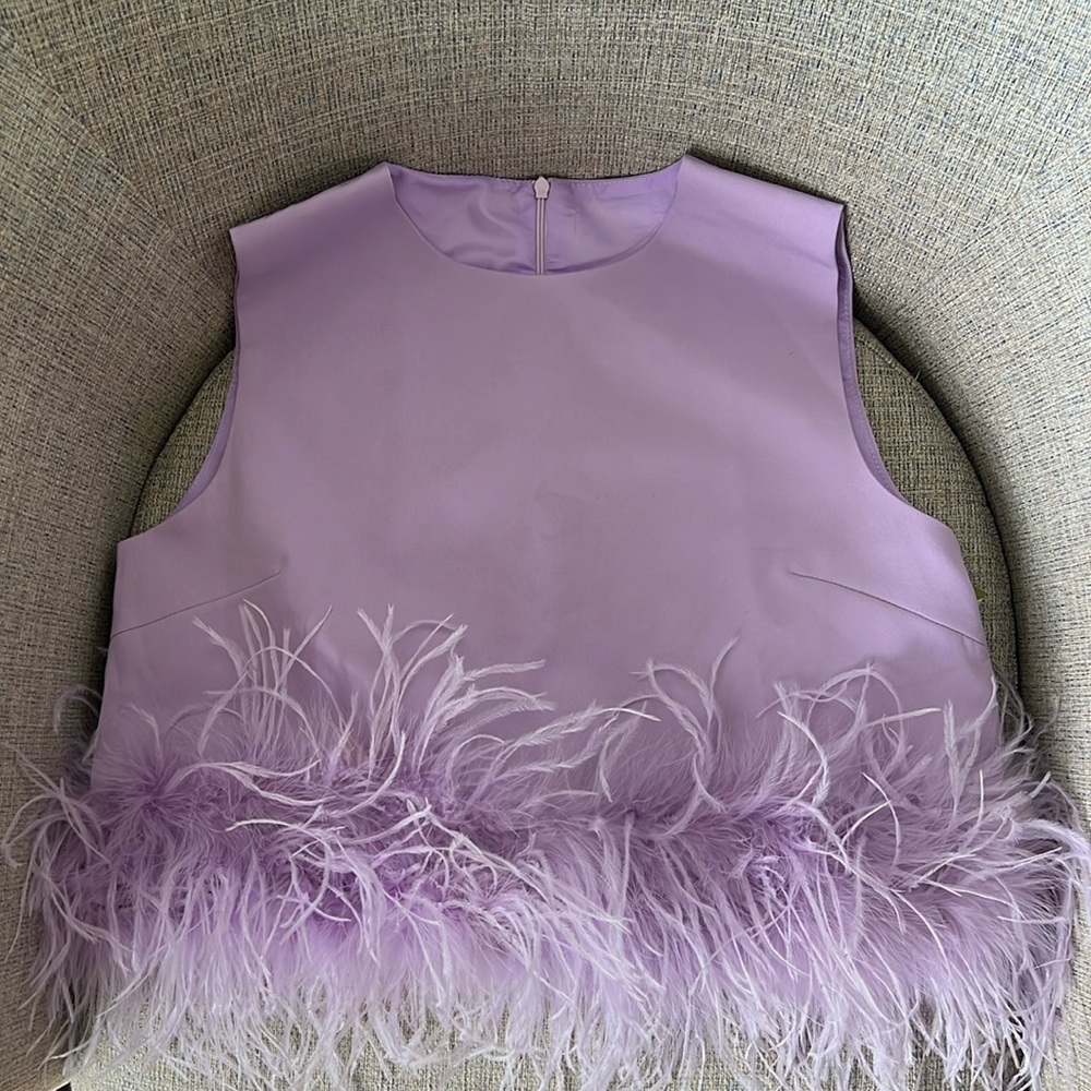 Feather lined top